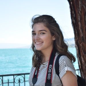 Meet your Posher, Lucy